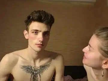 Stripchat Free Live Porn of EmiliaCouple