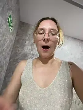 Stripchat Live Porn of The_Snowwhitee