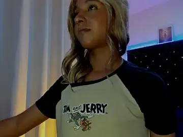 Stripchat Watch Live Sex Cams of BellaRoge