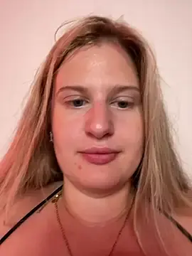 Stripchat Live Sex Cam of Ellieblessom