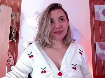 Stripchat Watch Live Sex Cams of milfsecret69