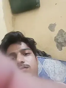 Stripchat Free Porn Cam of your_shezada