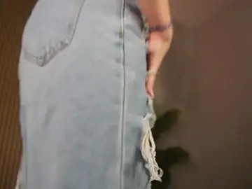 Stripchat Free Live Porn of IceBlueBabe