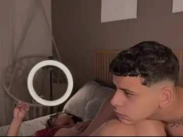 Stripchat Live Sex of Little_Emma_11