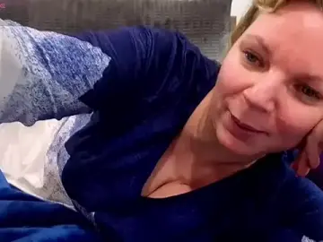 Stripchat Nude Webcam of l4dyc4pricorn76