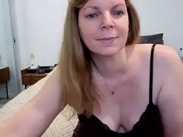Stripchat Nude Webcam of l4dyc4pricorn76