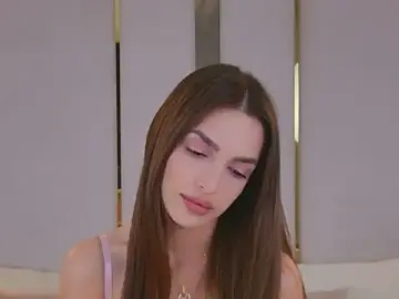 Stripchat Watch Live Sex Cams of BellaHalles