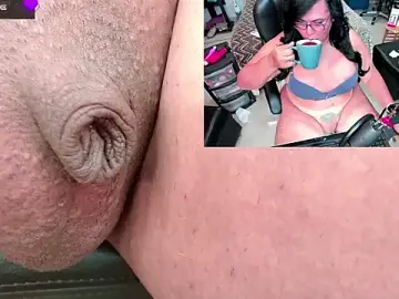 Stripchat Free Porn Cam of Tyffanny-Evans