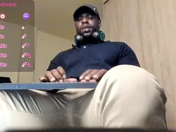 Stripchat Free Live Porn of thomas_santtos1