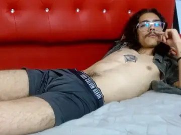 Stripchat Best Webcam of bigcock_robert