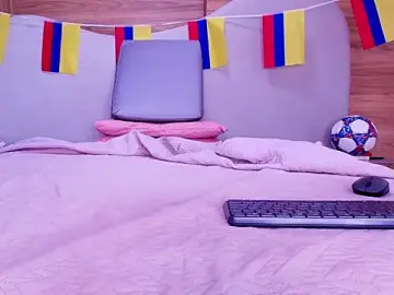 Stripchat Watch Live Sex Cams of Auroraa_miller