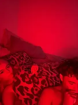 Stripchat Watch Live Sex Cams of SofiaNLukaBabe