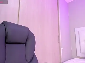 Stripchat Free Porn Cam of nicole__parker1