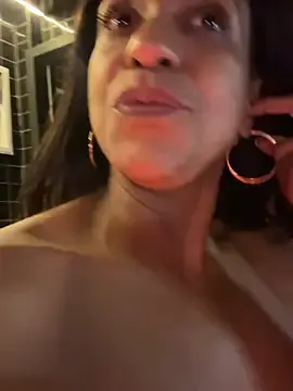 Stripchat Free Live Porn of BiaBlack