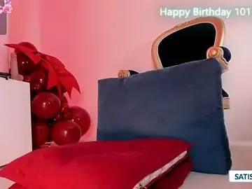 Stripchat Nude Webcam of JESSI_NAOMI
