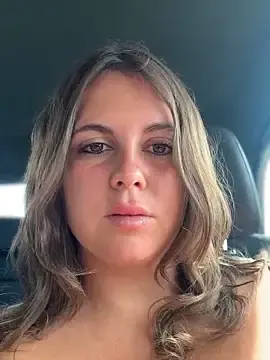 Stripchat Live Sex Cam of Samantha_official