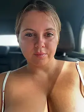 Stripchat Live Sex Cam of Samantha_official