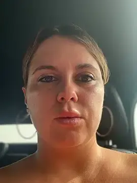 Stripchat Free Porn Cam of Samantha_official