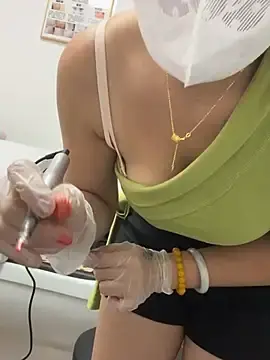 Stripchat Live Sex Cam of milkwine