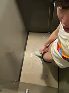 Stripchat Watch Live Sex Cams of yoursexyjose