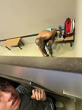 Stripchat Live Porn of yoursexyjose