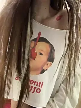 Stripchat Free Porn Cam of Quynhbabysexy
