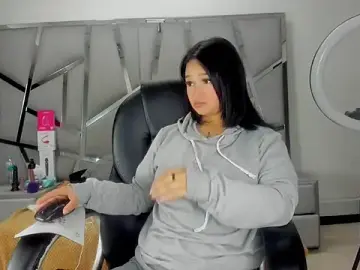 Stripchat Nude Webcam of Catherinee69_x
