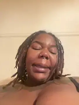 Stripchat Sex Cam of Goddess_Nafeesha