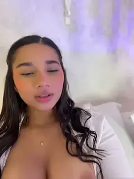Stripchat Nude Webcam of AlessiaVallmont