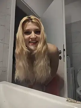 Stripchat Best live sex cam show of HotBlondie69