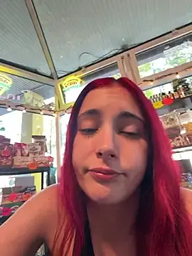 Stripchat Live Sex Cam of sexymelli18