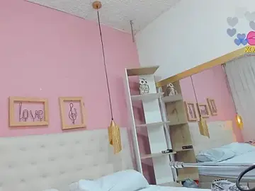 Stripchat Live Sex Cam of leylla_