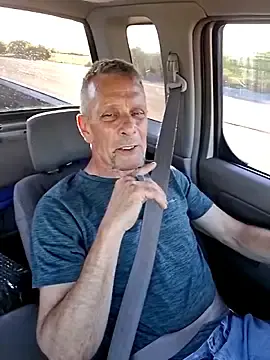 Stripchat Free Porn Cam of truckdawg2023