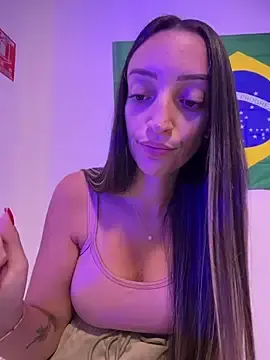 Stripchat Live Sex Cam of BelleLouiseVp