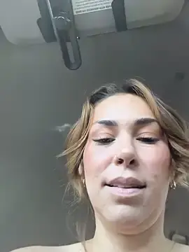 Stripchat Live Sex of MommyGambit