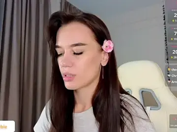 Stripchat Free Porn Cam of BBabyShark