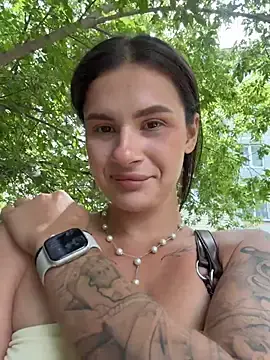 Stripchat Adult Webcams of MiraReach