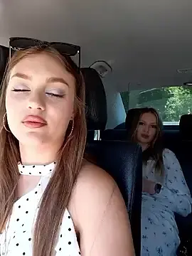 Stripchat Free Live Porn of caressyourself