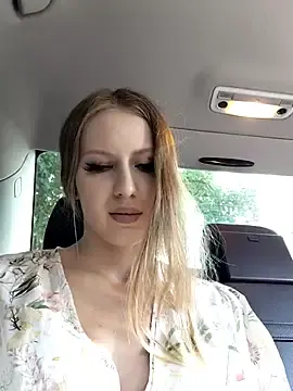 Stripchat Live Sex of caressyourself
