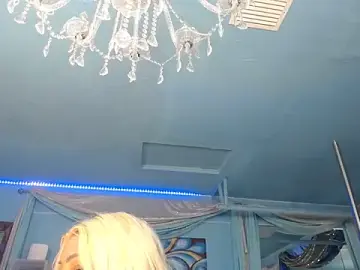 Stripchat Free Porn Cam of ADRIANNA_FOX