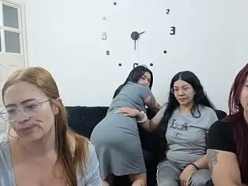 Stripchat Free Live Porn of lesb_milf