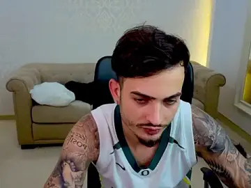 Stripchat Watch Live Sex Cams of BrandonTate