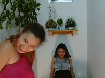 Stripchat Watch Live Sex Cams of 3littles