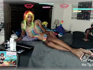 Stripchat Adult Webcam of QueenofWhiteIce