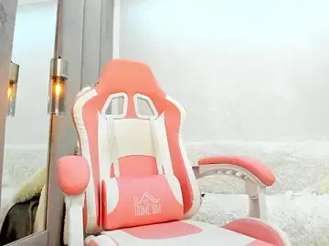 Stripchat Free Porn Cam of Britney_Charm_