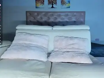 Stripchat Free Porn Cam of Lissalittlee