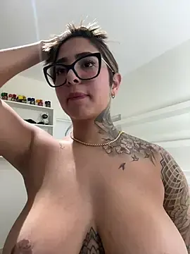 Stripchat Free Porn Cam of maferalvarexxx