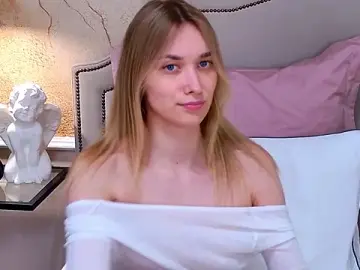 Stripchat Sex Cam of AmadaReine