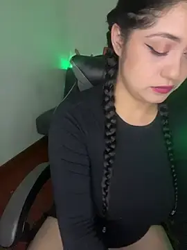 Stripchat Live Porn of Amyy_1