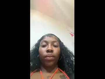 Stripchat Live Porn of Cocochanel4567